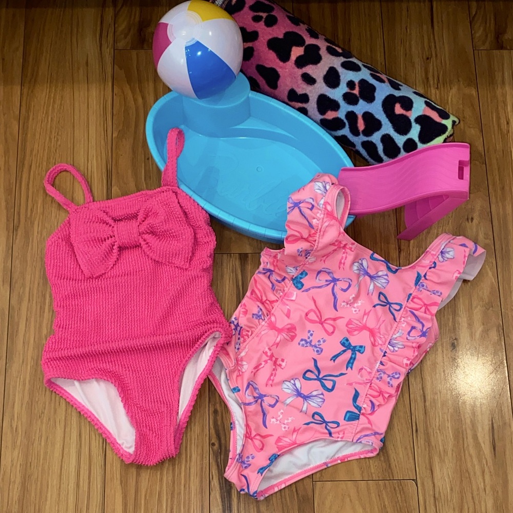 2 Girl's Tahari Girl One-Piece Bathing Suits Size 4 in Hot Pink & Baby Pink